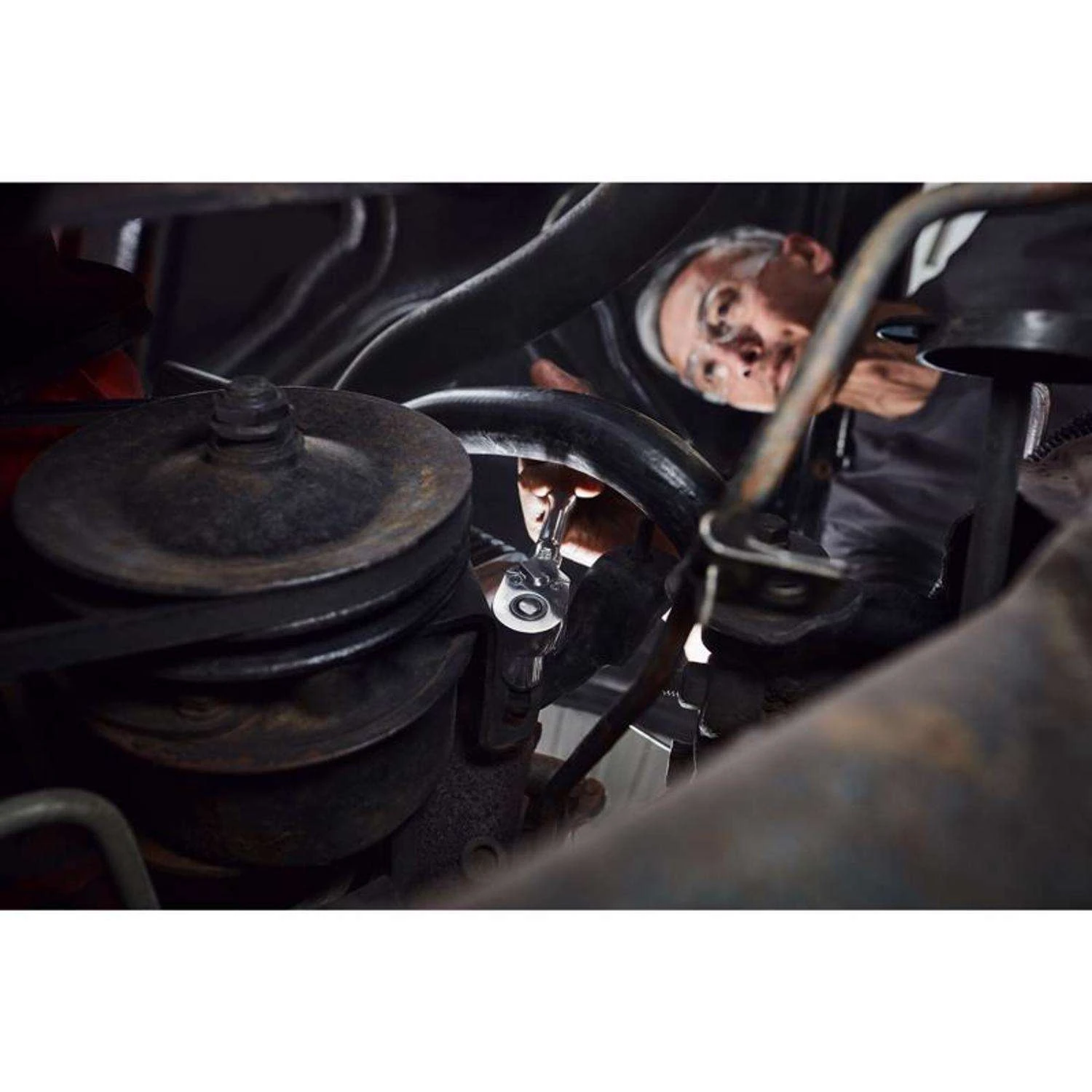 Craftsman OVERDRIVE 1/4 And 3/8 In. Drive Metric/SAE 6 Point Mechanic's Tool Set 99 Pc - Image 10