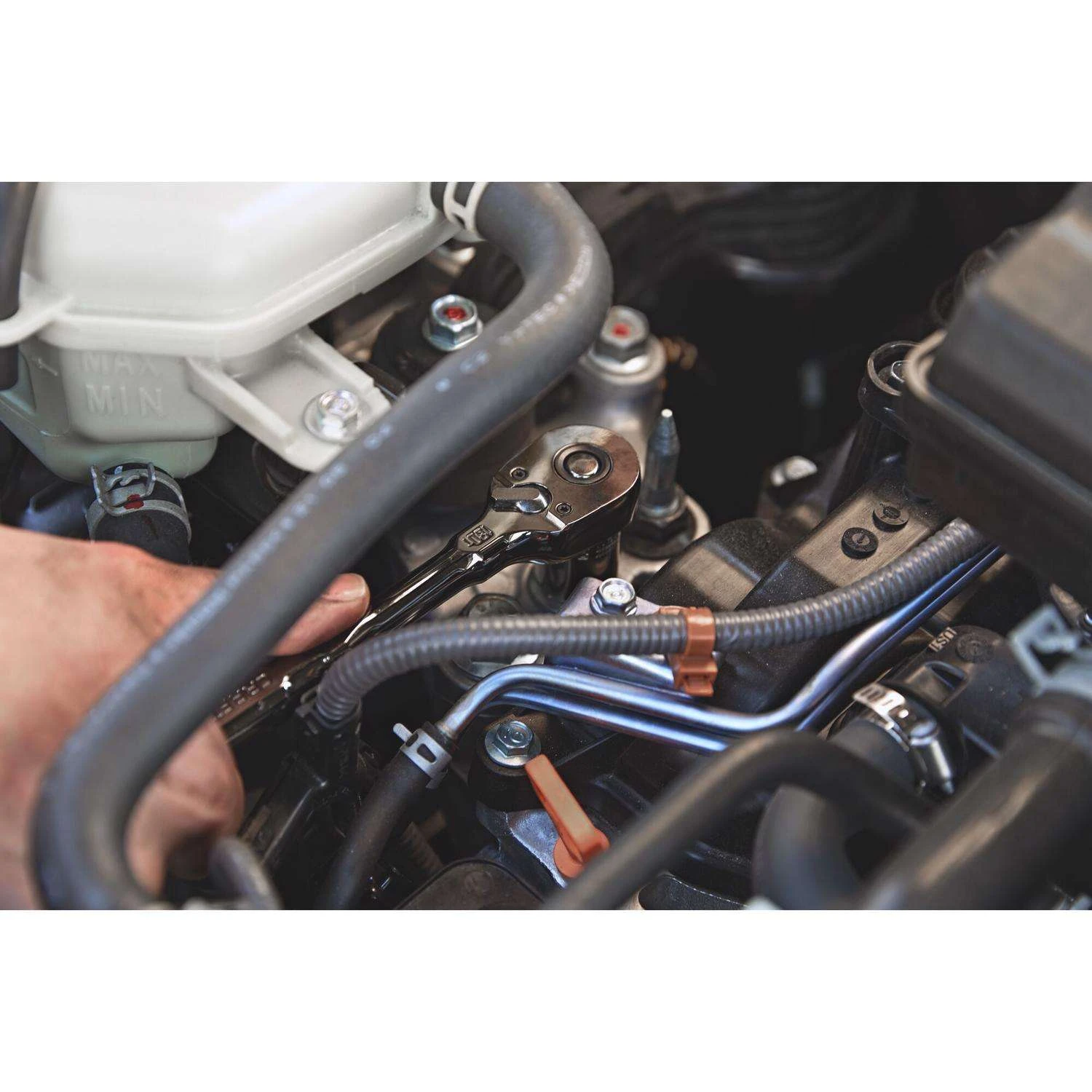 Craftsman OVERDRIVE 3/8 In. Drive Pear Head Ratchet 180 Teeth - Image 6